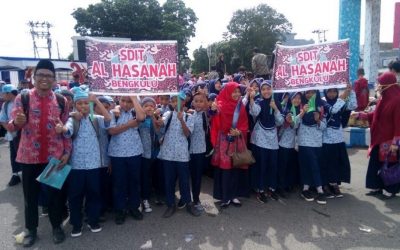 SDIT Al Hasanah Pawai di Karnaval Batik Besurek 2017