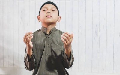 Tips Mendidik Anak untuk Tertib Melaksankan Salat Lima Waktu