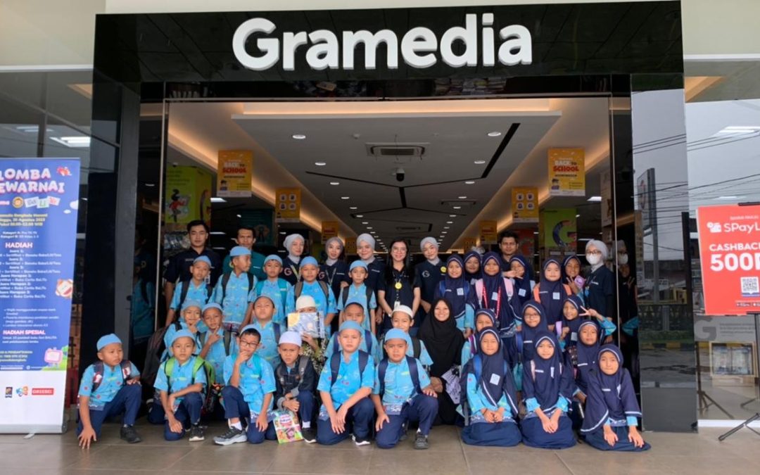 Rihlah Edukasi Kelas 4 SDIT Al Hasanah 2 ke Gramedia